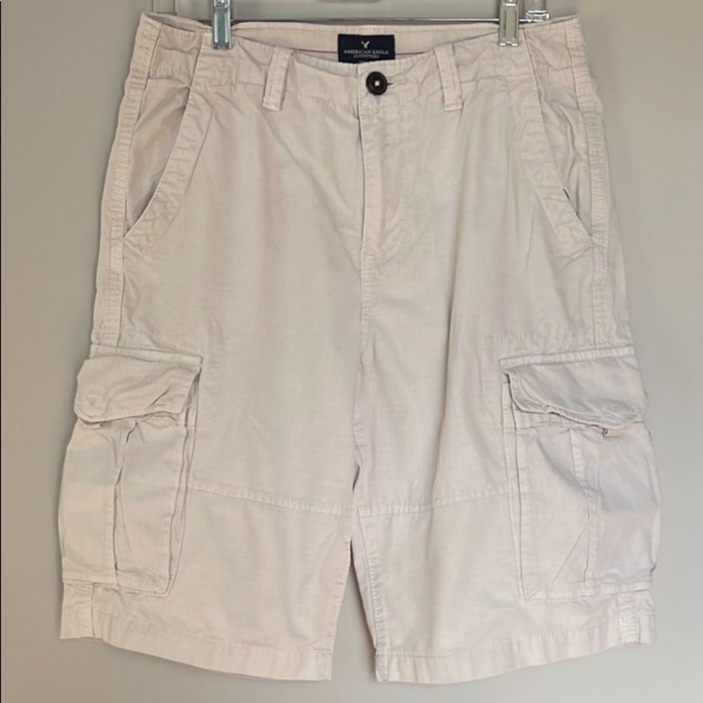 American Eagle Men’s Sand Colored Longboard Shorts - Size 30
